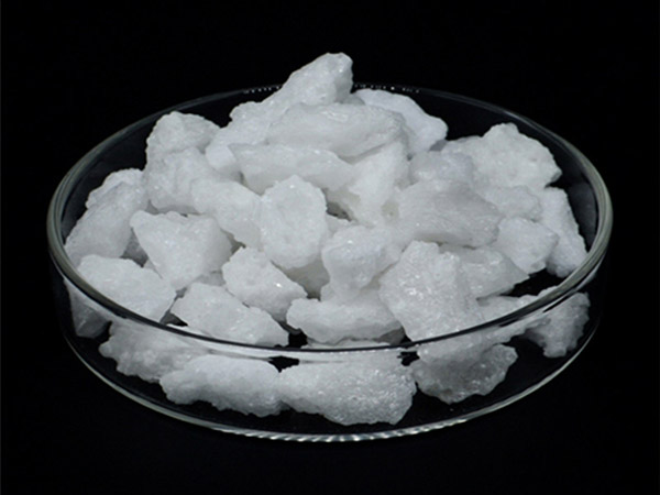 傾倒?fàn)t白剛玉段砂5-10毫米 0-10毫米 0-20MM